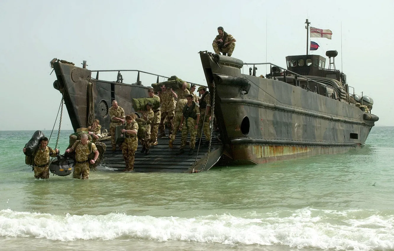 Фото обои soldier, sea, landing, Royal Marines, surface sea vehicle
