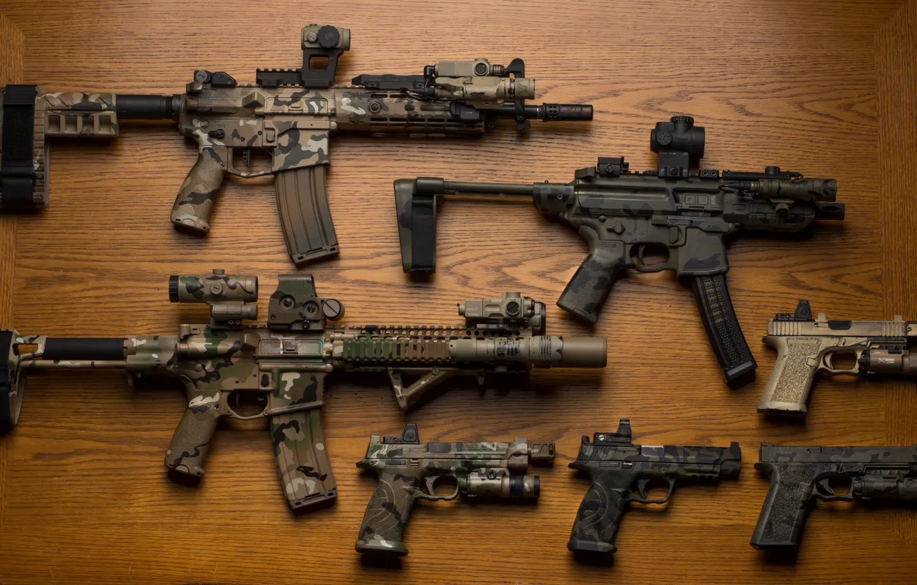 Фото обои оружие, пистолеты, автоматы, штурмовые винтовки