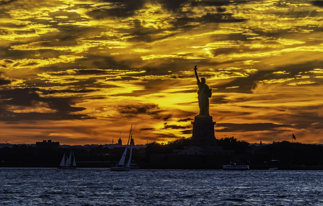 Фото обои ночь, город, Statue of Liberty