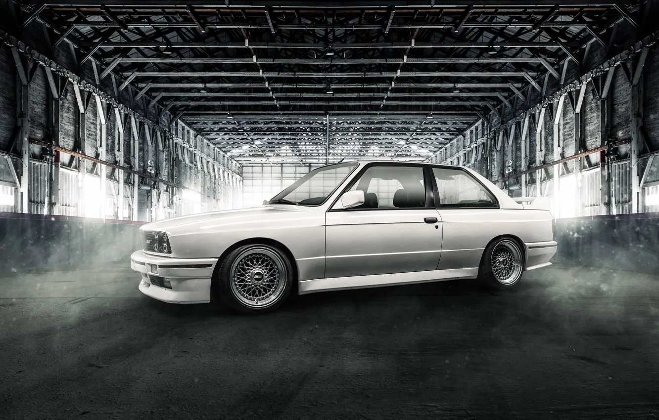 Фото обои BMW, white, coupe, E30, BBS