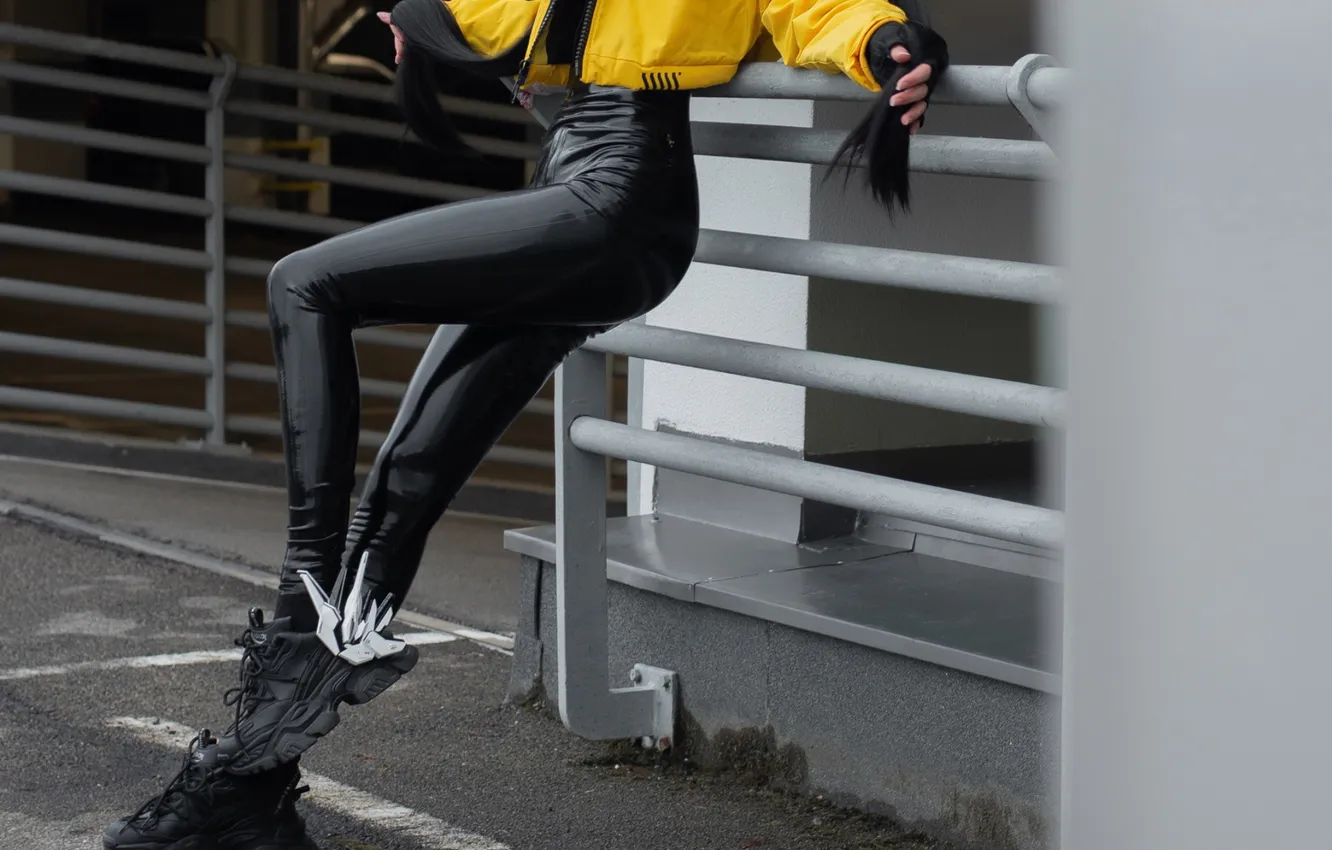 Фото обои Latex, Asian, Model, Woman, Shoes, Outdoor, Cosplay, Riling
