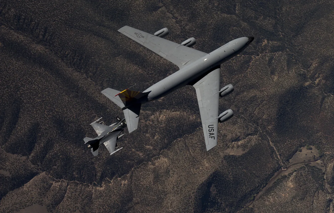 Фото обои ландшафт, F-16, Fighting Falcon, KC-135, Stratotanker, «Файтинг Фалкон»