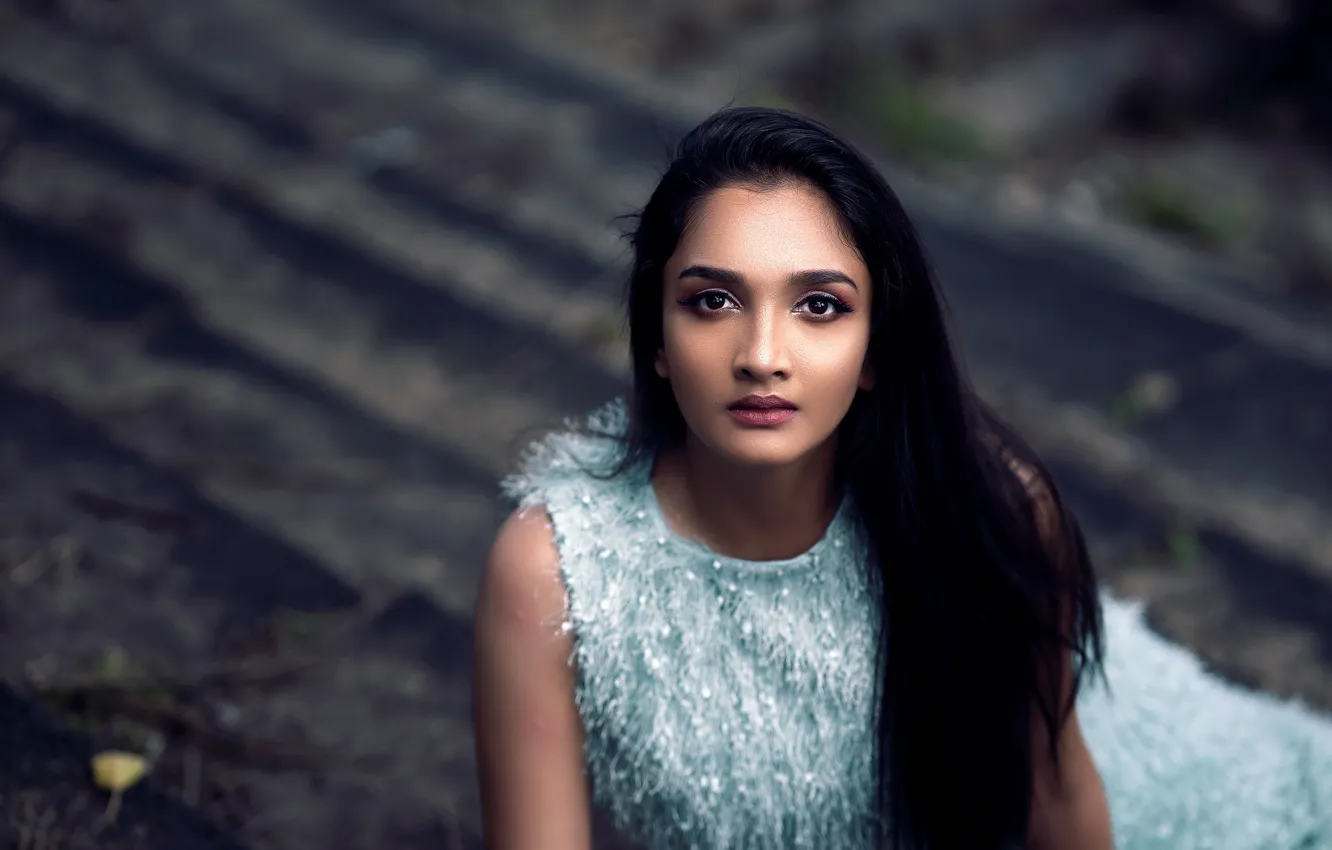Фото обои girl, eyes, smile, beautiful, model, lips, face, hair