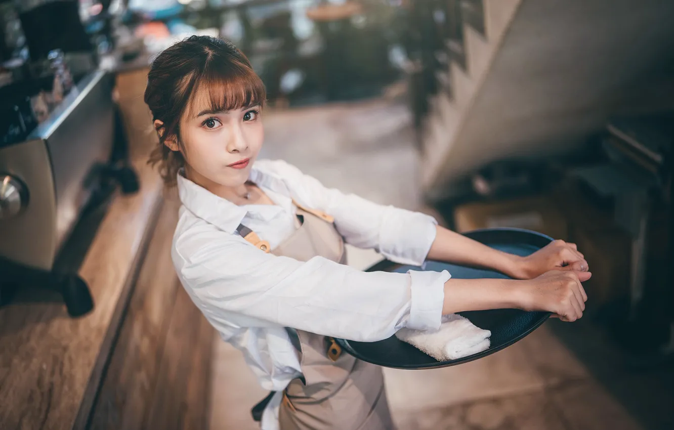 Фото обои girl, Asian, photo, model, lips, brunette, tray, shirt