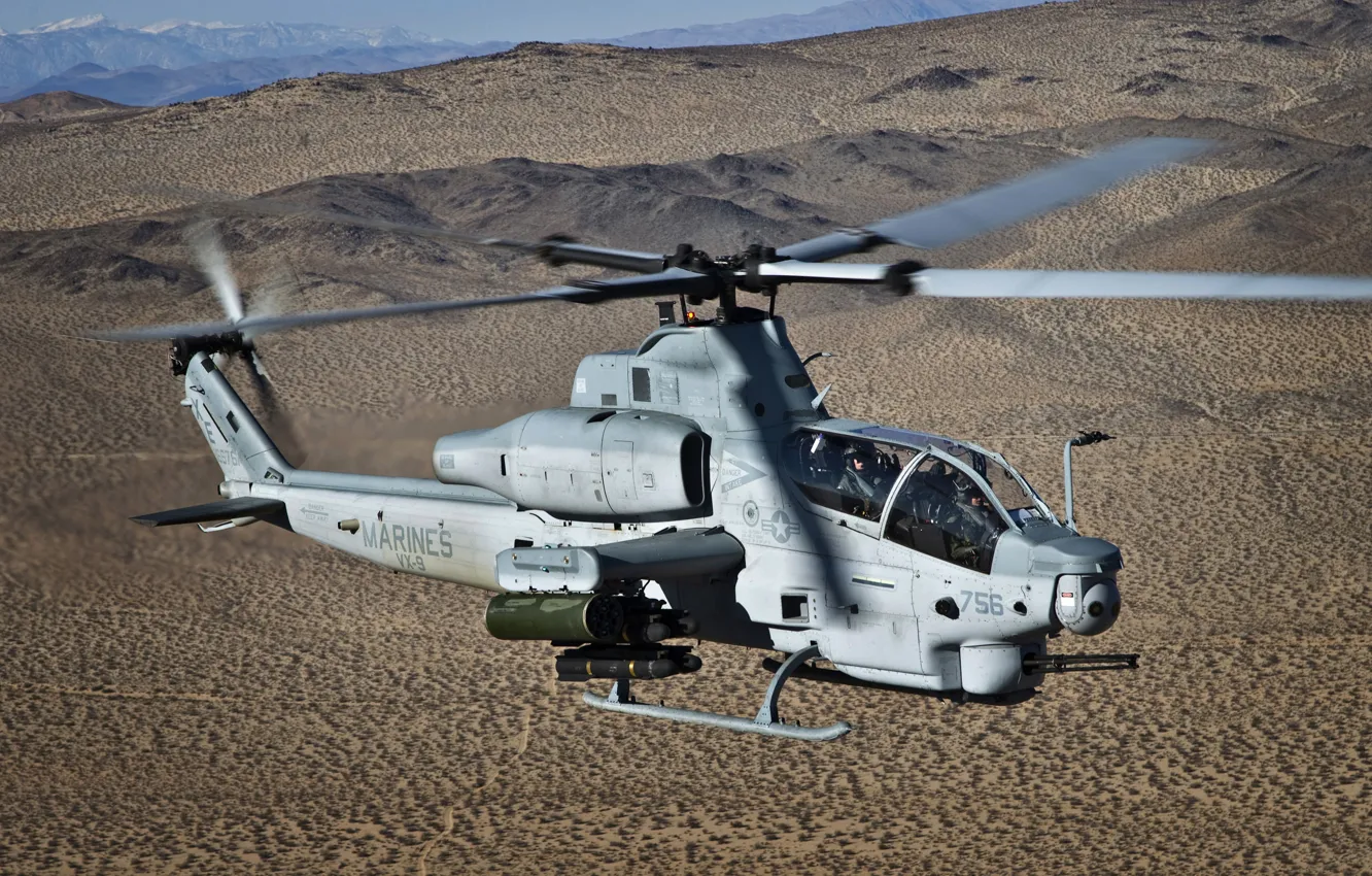 Фото обои полет, вертолет, Viper, ударный, Bell AH-1Z, «Вайпер»