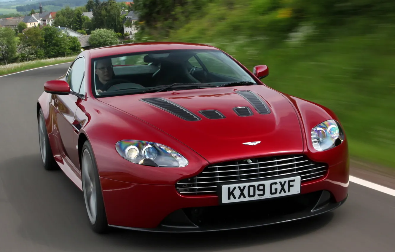 Фото обои авто, обои, Aston Martin, Vantage, red, V12