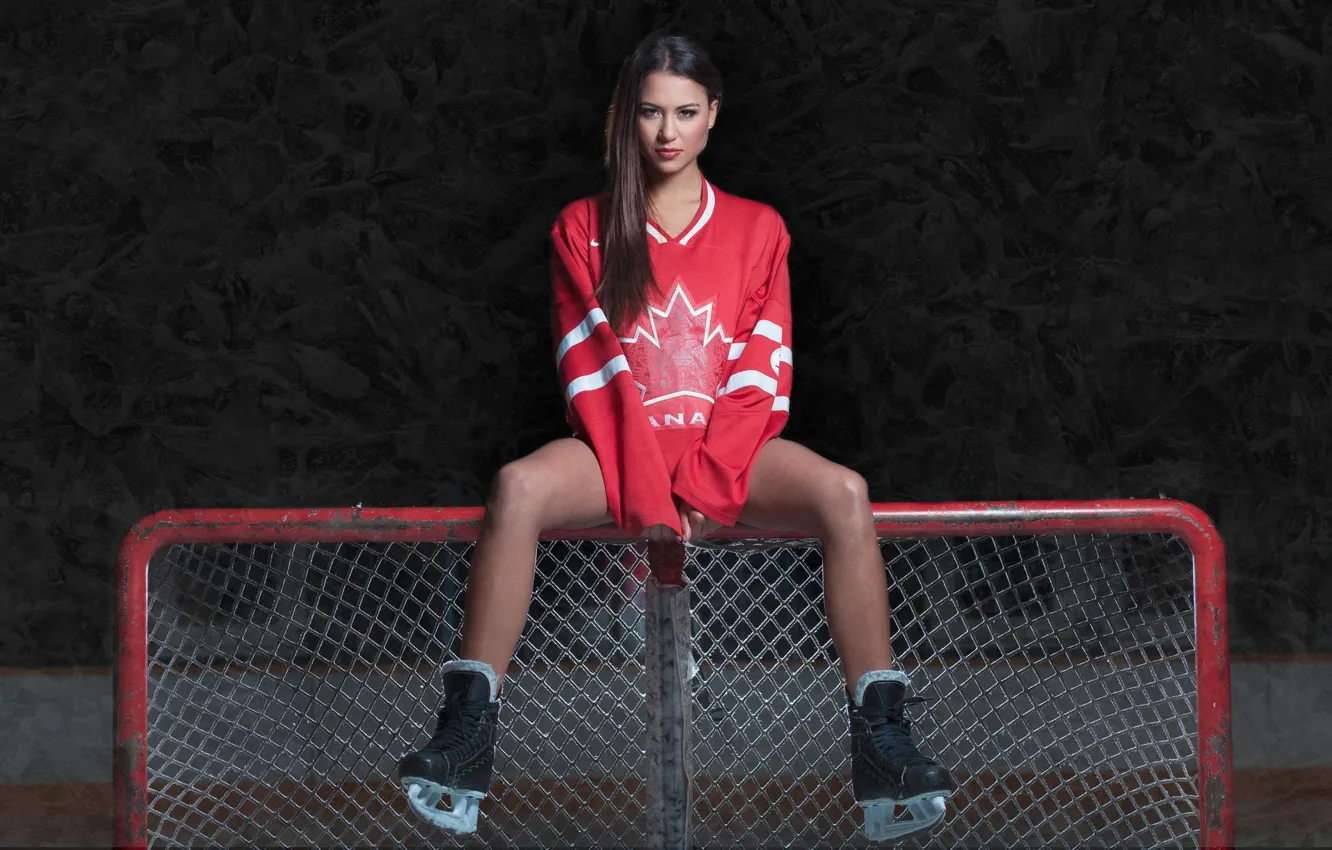 Фото обои девушка, ворота, Канада, форма, girl, хоккей, Nicole, коньки
