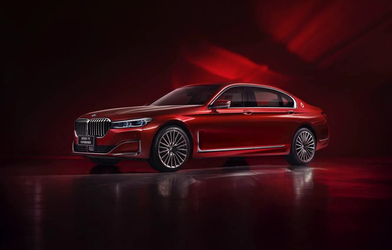 Фото обои красный, BMW, седан, G12, 7er, 7-series, 2019, Radiant Cadenza Immaculate Edition