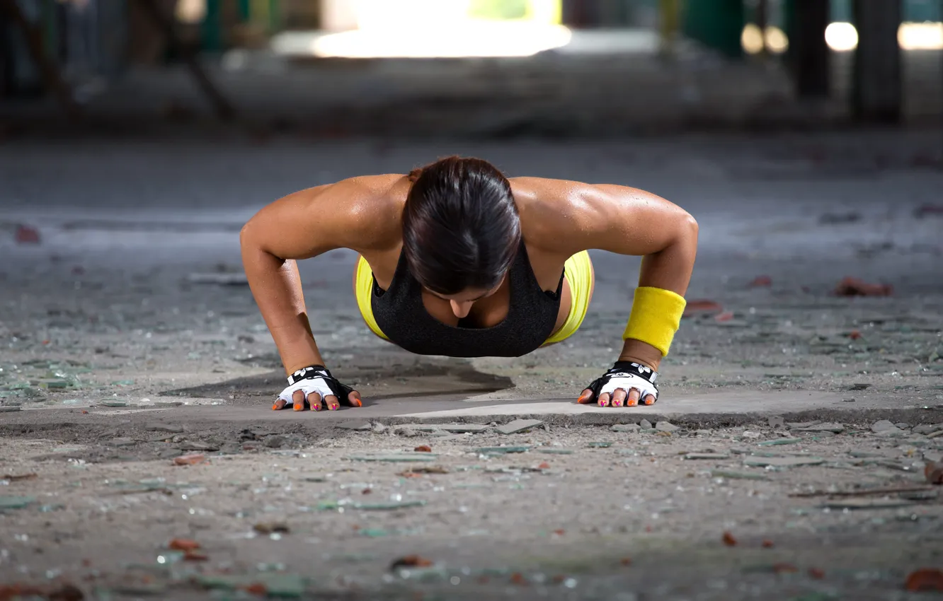 Фото обои woman, workout, fitness, push-ups