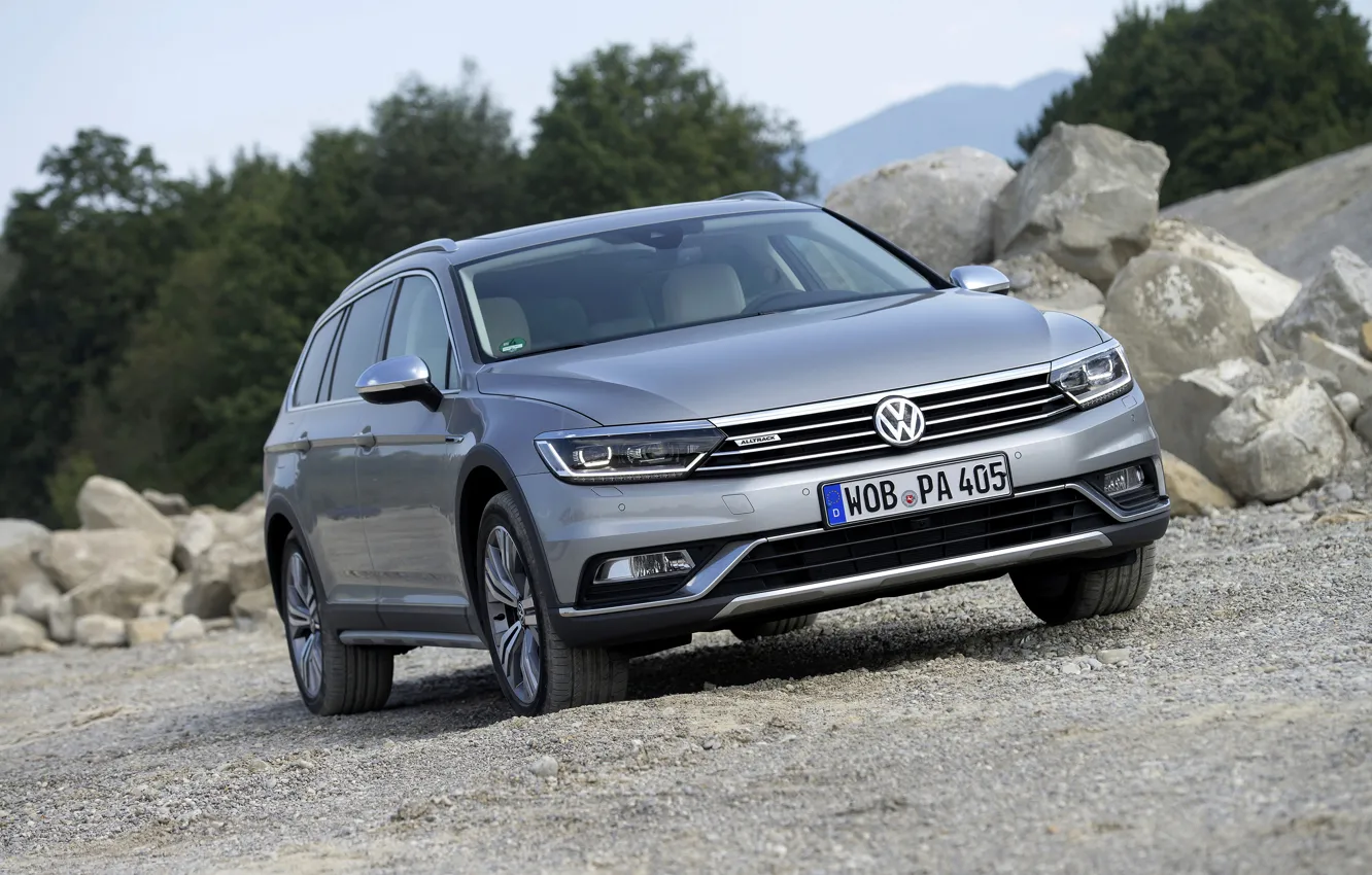 Фото обои камни, Volkswagen, универсал, Passat, Alltrack, 2019, серо-серебристый