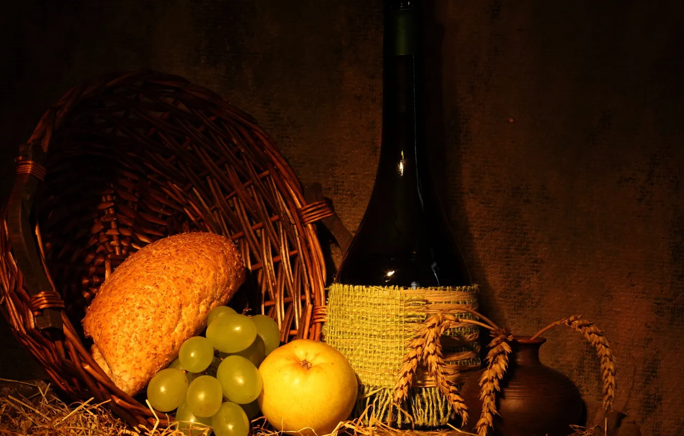 Фото обои вино, корзина, бутылка, яблоко, хлеб, виноград, кувшин
