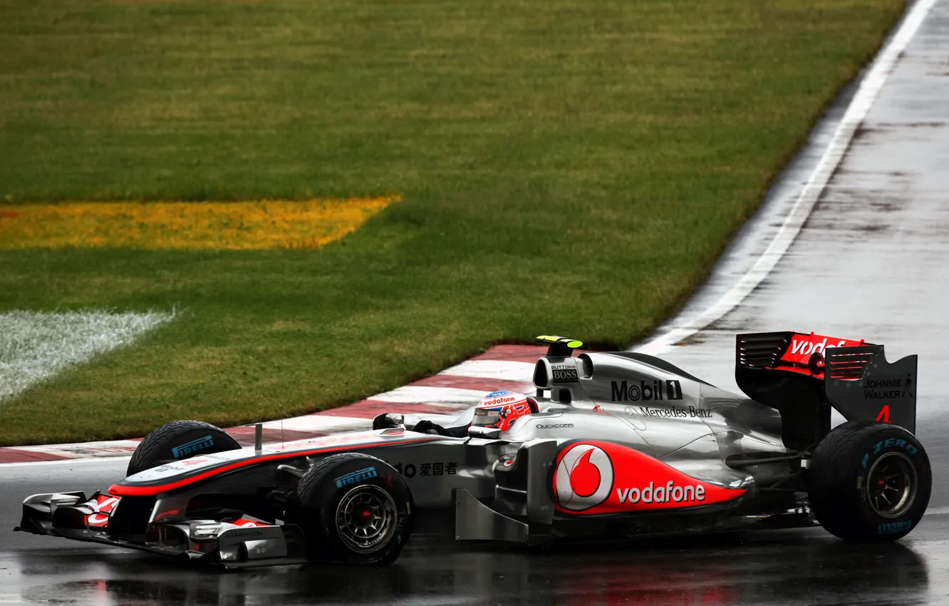 Фото обои McLaren, Canada, 2011, Jenson Button, гран-при Канады, шпилька Casino