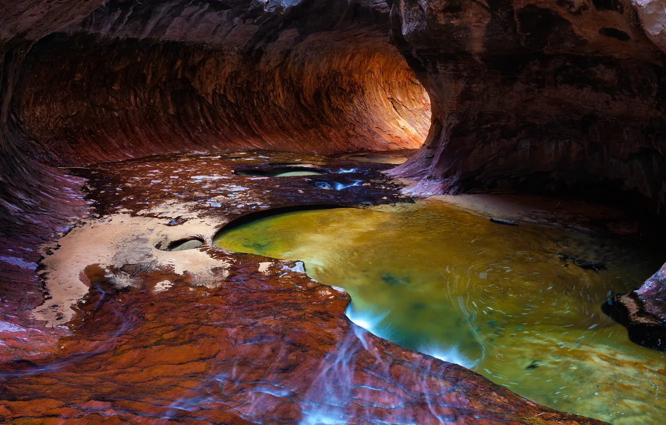 Фото обои свет, река, камни, скалы, ущелье, тоннель