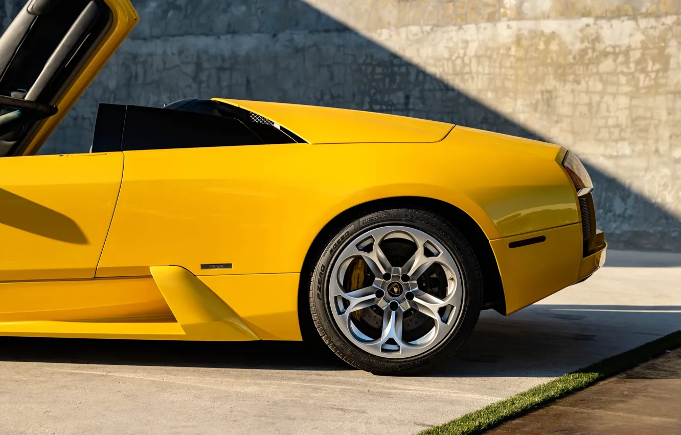Фото обои желтый, Lamborghini, ламбо, Murcielago, крупным планом, Lamborghini Murcielago Roadster