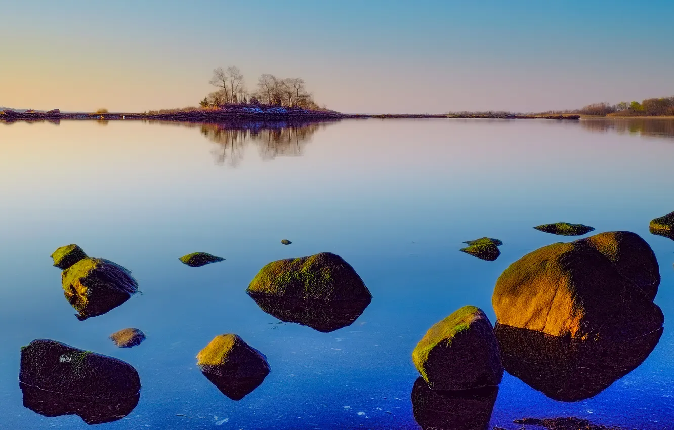 Фото обои небо, озеро, камни, рассвет, остров