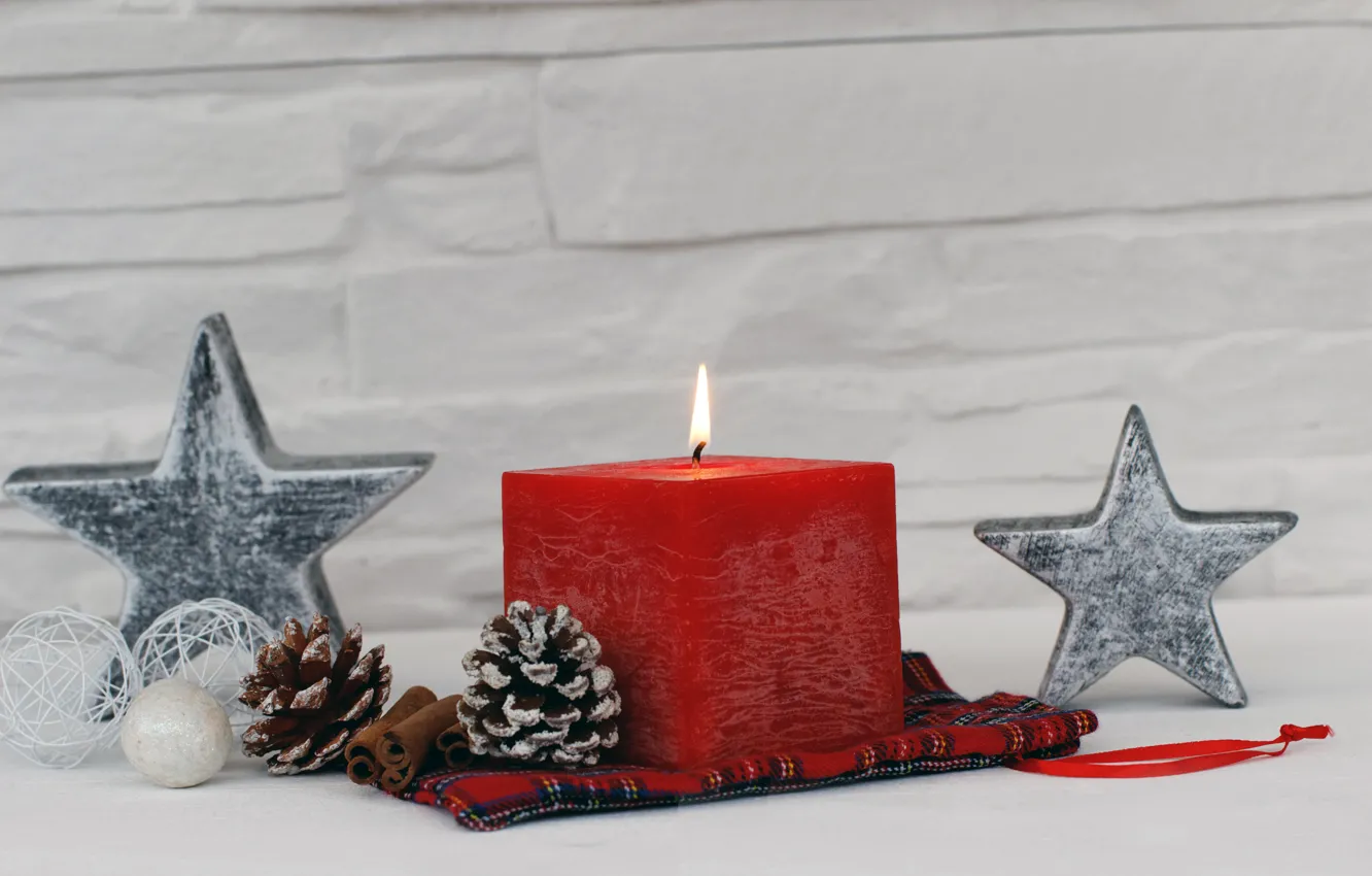 Фото обои праздник, звезда, новый год, свечи, шишки, декор