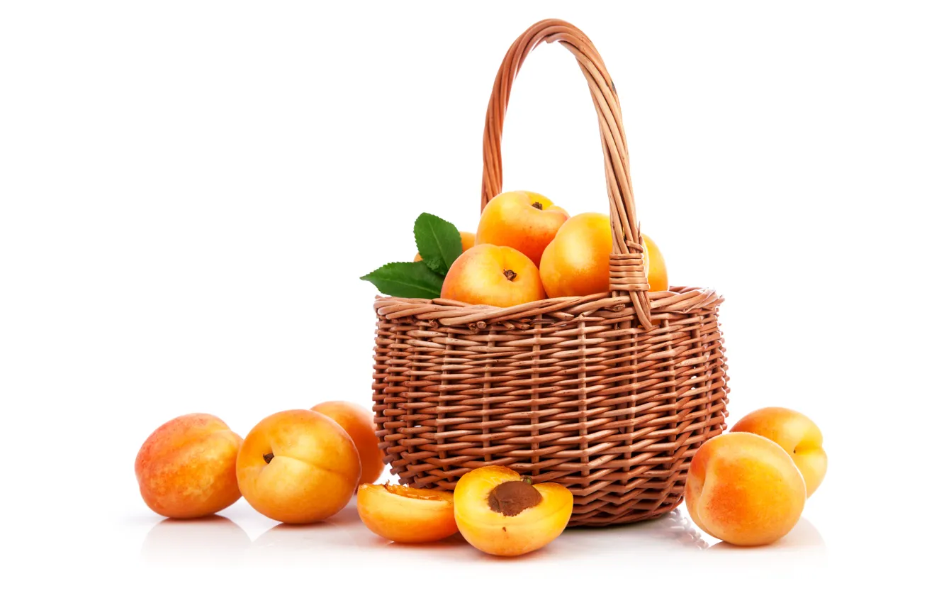 Фото обои корзина, белый фон, фрукты, персики
