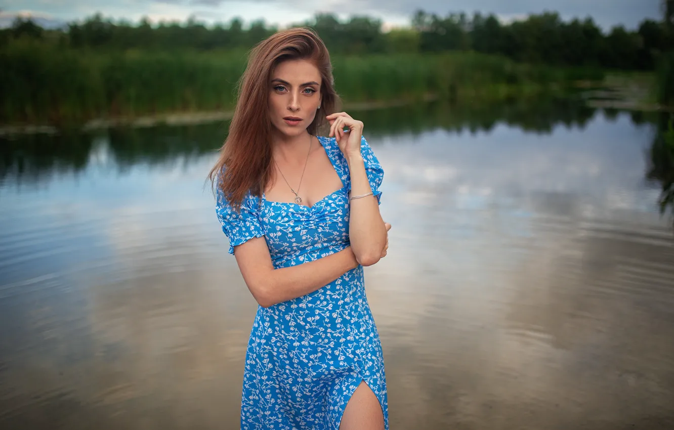 Фото обои девушка, поза, озеро, платье, Надежда, Дмитрий Шульгин