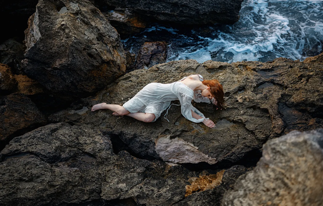 Фото обои вода, девушка, скалы, Георгий Чернядьев, Georgy Chernyadyev, Виктория Агеева, Viktoria Ageeva