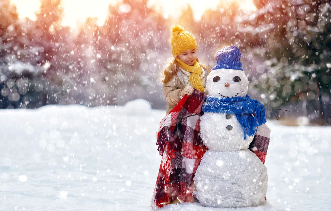 Фото обои зима, шапка, ребенок, шарф, девочка, снеговик, girl, плед