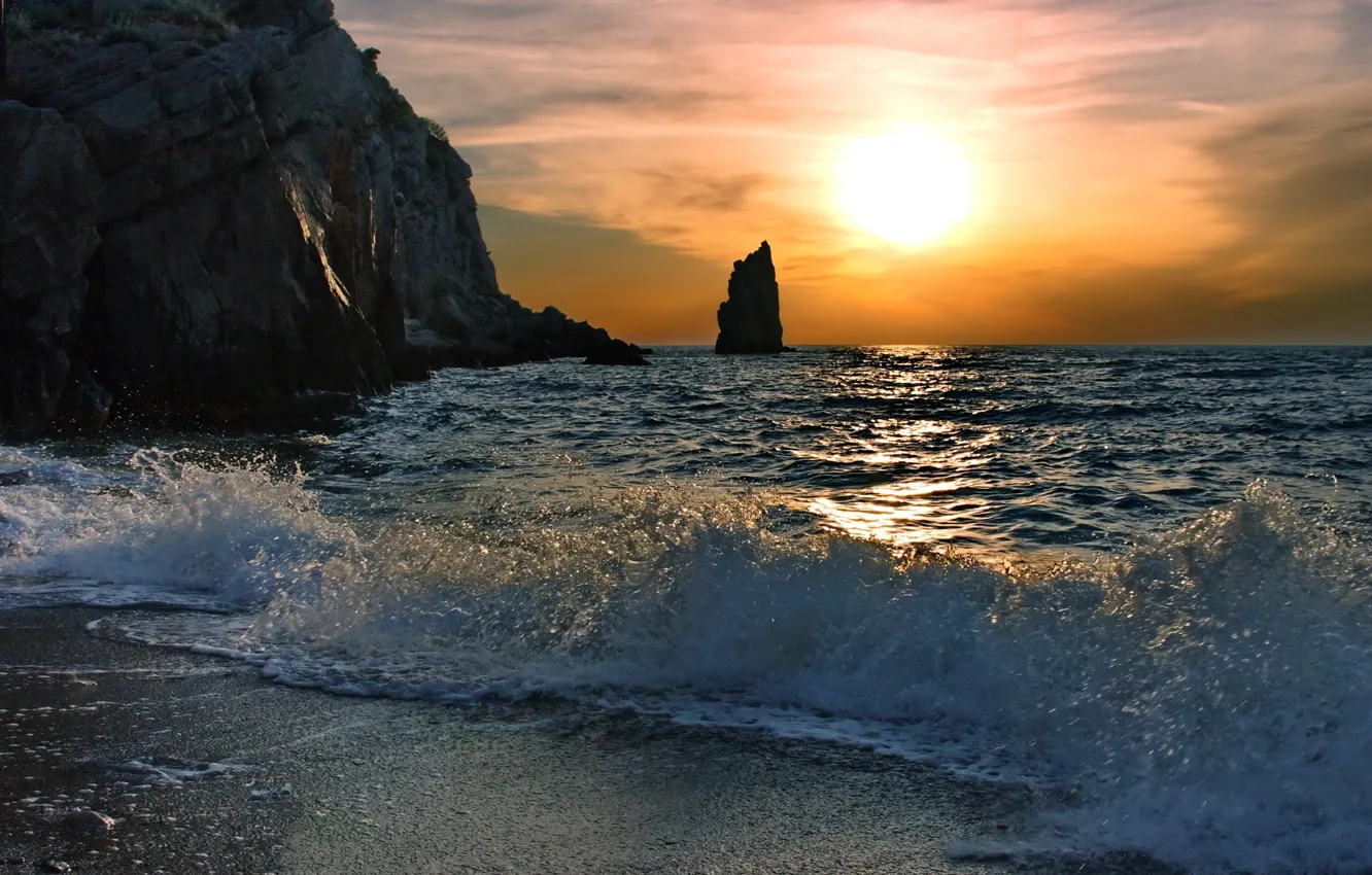 Фото обои песок, море, волны, небо, вода, солнце, лучи, свет