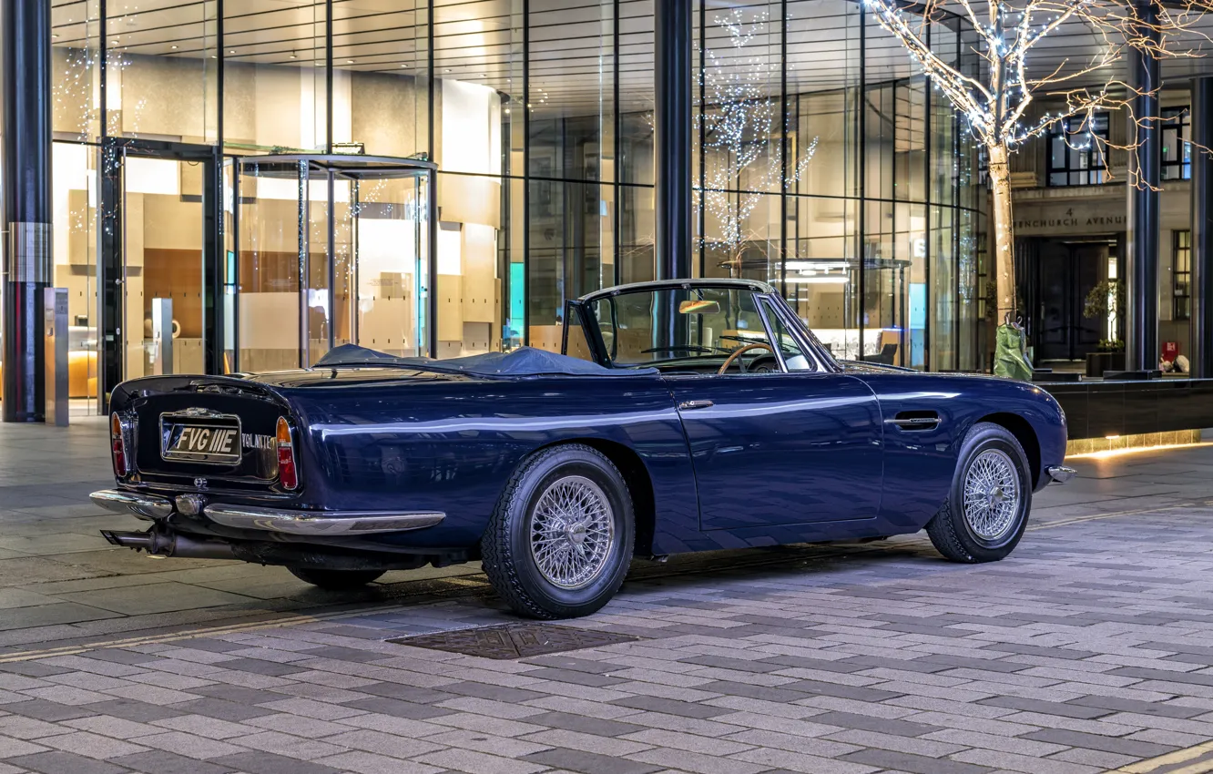 Фото обои Aston Martin, 1967, DB6, Aston Martin DB6 Vantage Volante