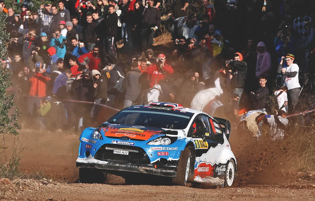 Фото обои Ford, Авто, Спорт, Люди, Форд, Гонка, Занос, WRC