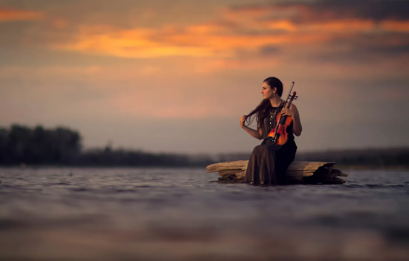 Фото обои вода, девушка, скрипка, Silence, боке