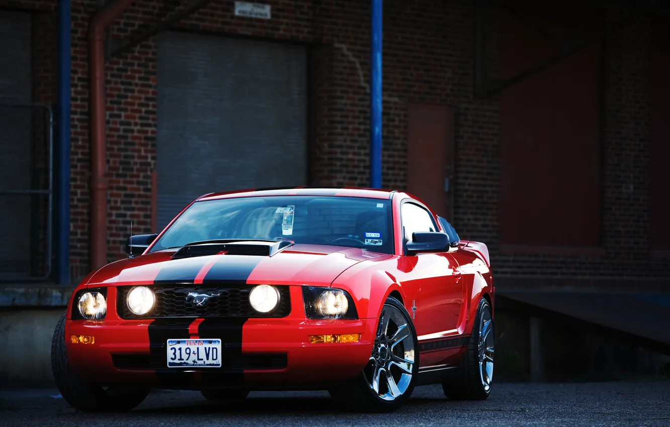 Фото обои красный, Mustang, Ford, мустанг, red, мускул кар, форд, спортивные полосы