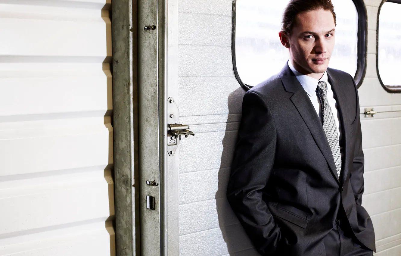 Фото обои актёр, знаменитость, фотосессия, Том Харди, Tom Hardy
