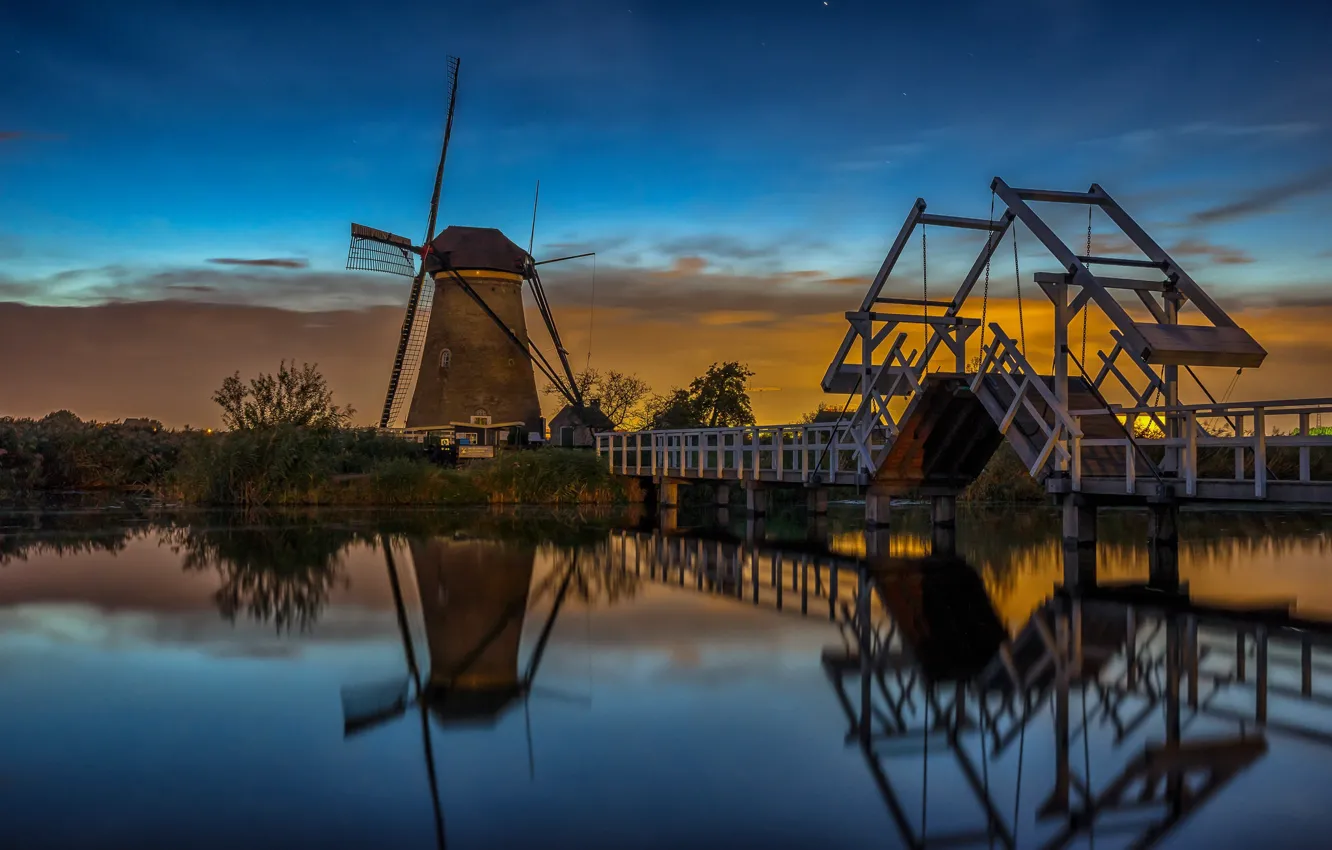 Фото обои мост, канал, зарево, Нидерланды, ветряная мельница, Киндердейк