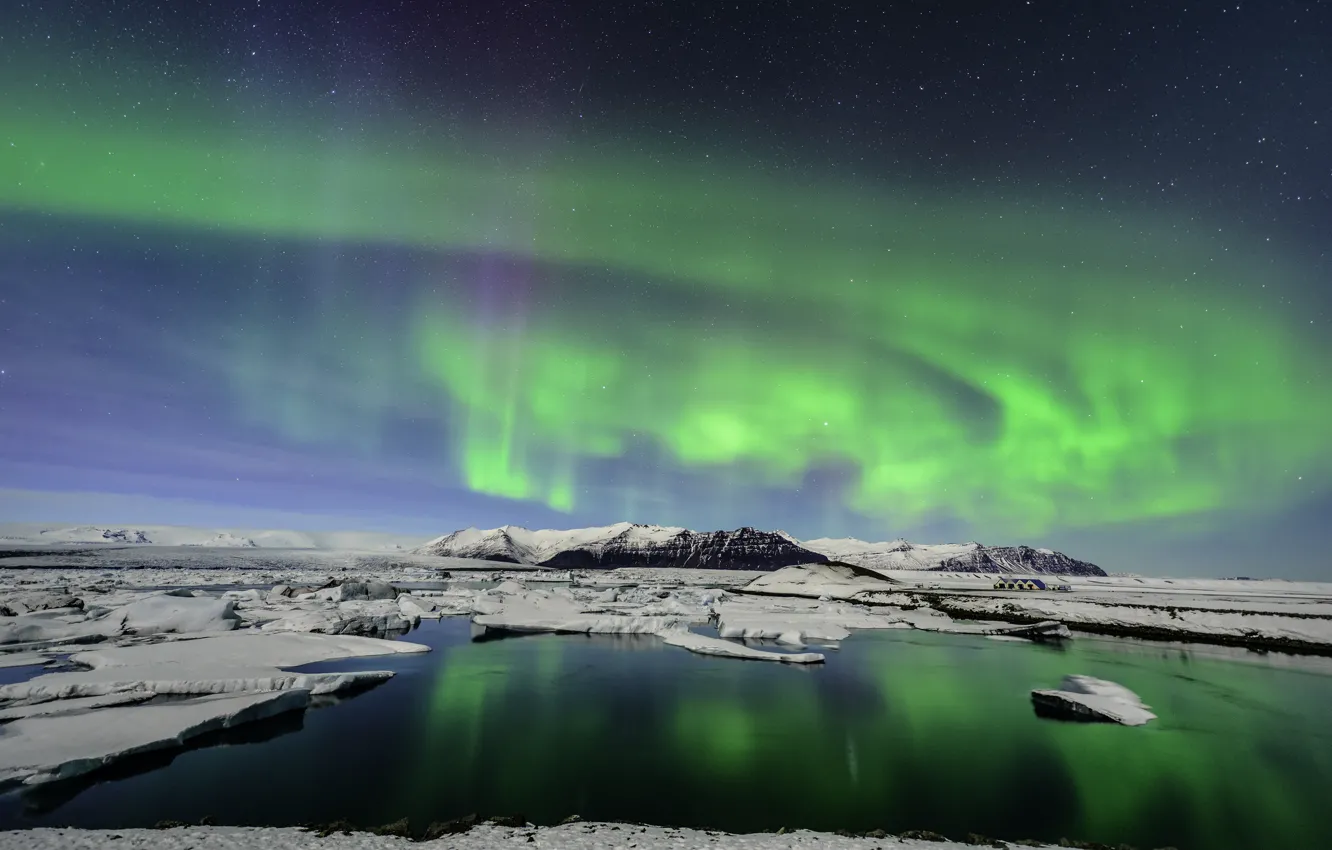 Фото обои горы, северное сияние, льды, льдины, Исландия, Iceland, Glacial Lagoon