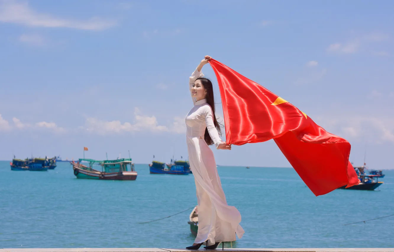 Фото обои девушка, лицо, ветер, звезда, платье, флаг, Вьетнам
