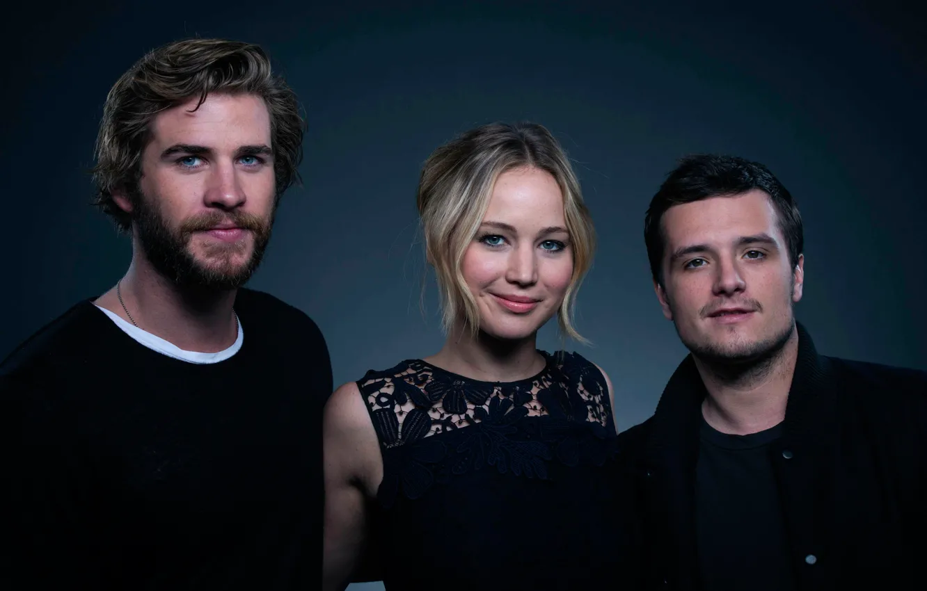 Фото обои Jennifer Lawrence, Голодные игры, The Hunger Games, Josh Hutcherson, Liam Hemsworth, главные роли