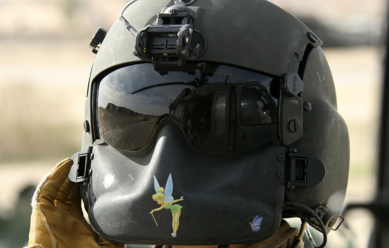 Фото обои девушка, шлем, Sikorsky, UH-60, Black Hawk, Tinker Bell, защитный, бортстрелок
