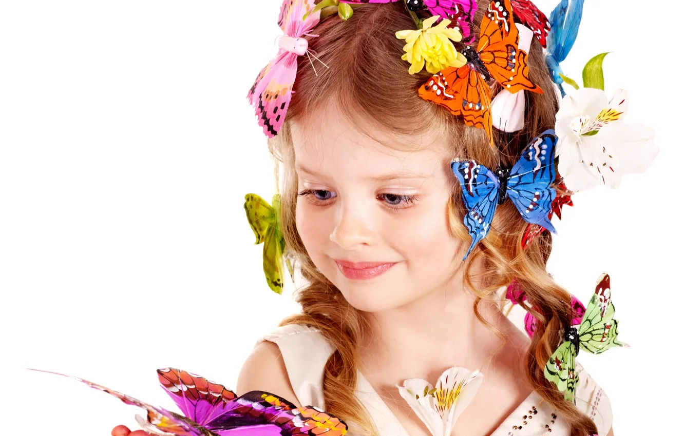 Фото обои бабочки, цветы, Girl, блондинка, девочка, красивая, прелесть, причёска