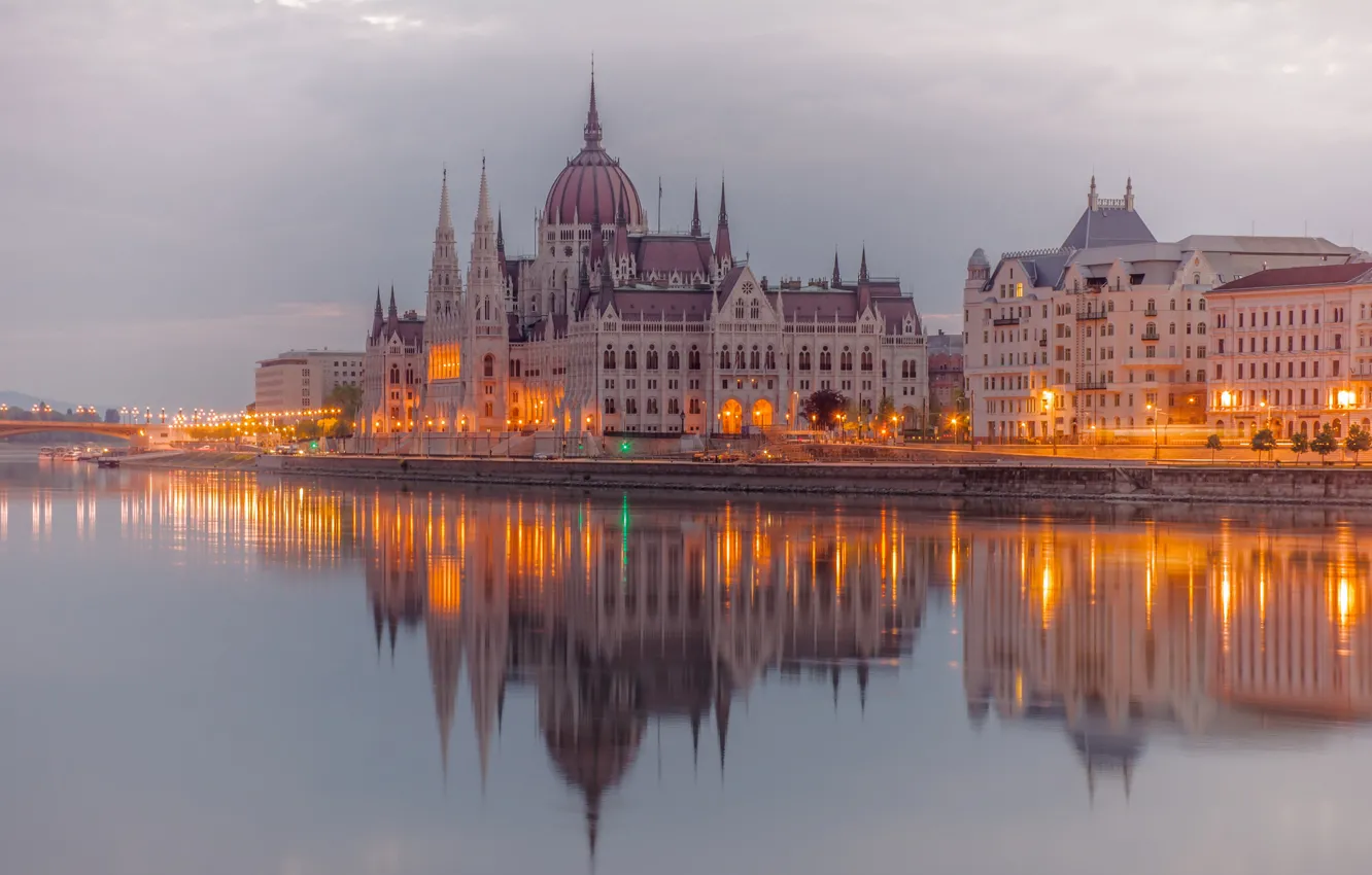 Фото обои огни, река, парламент, Венгрия, Будапешт, Дунай