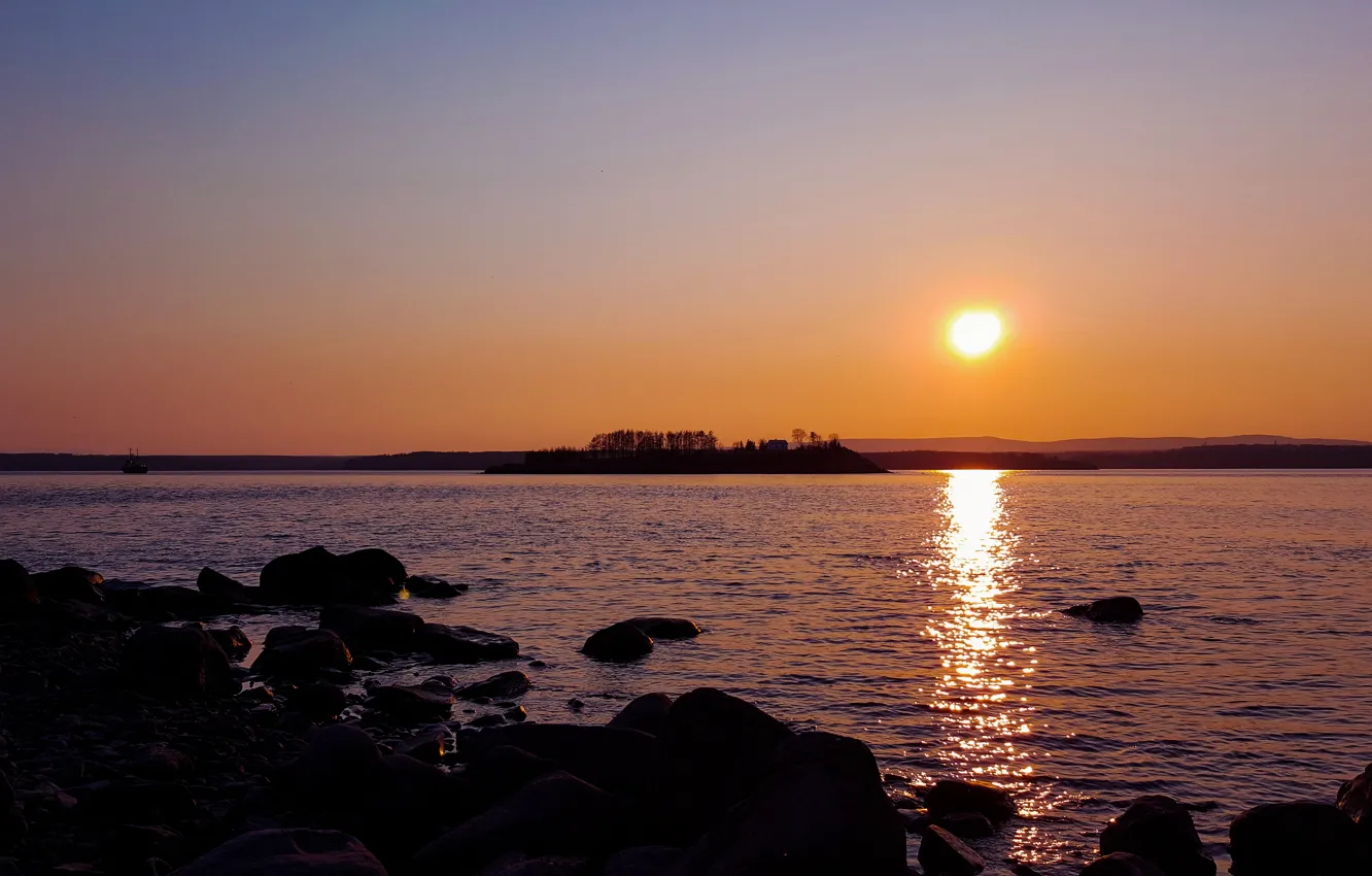 Фото обои море, солнце, закат, камни, берег, остров