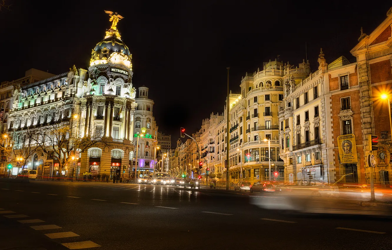 Фото обои ночь, огни, улица, дома, перекресток, Spain, Madrid, мадрид