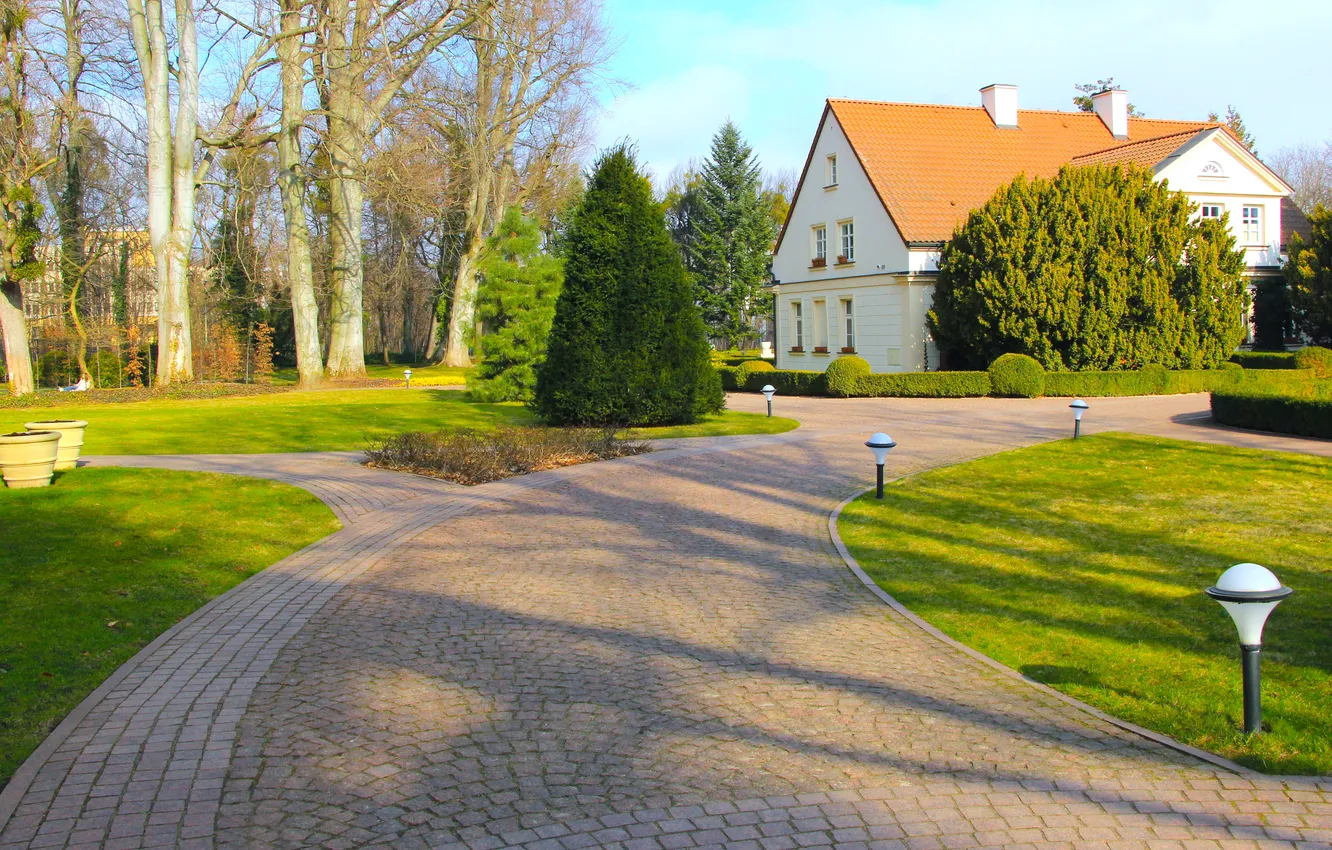 Фото обои house, park, alley