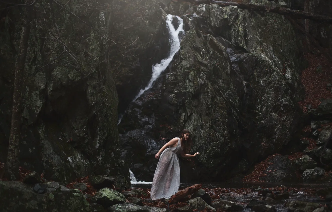 Фото обои девушка, камни, водопад, Aleah Michele, Nothing but silence