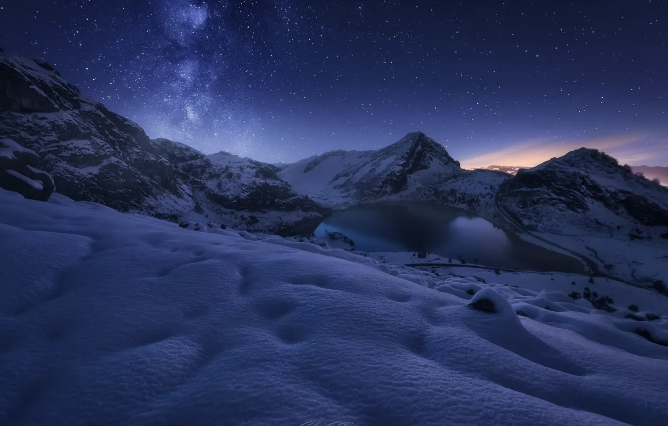 Фото обои зима, звезды, снег, горы, ночь, озеро