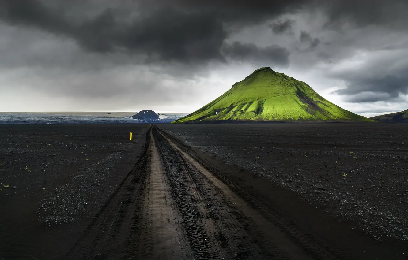 Фото обои Green, Black, Iceland, Volcano, Icelandic Highlands, Fjallabak