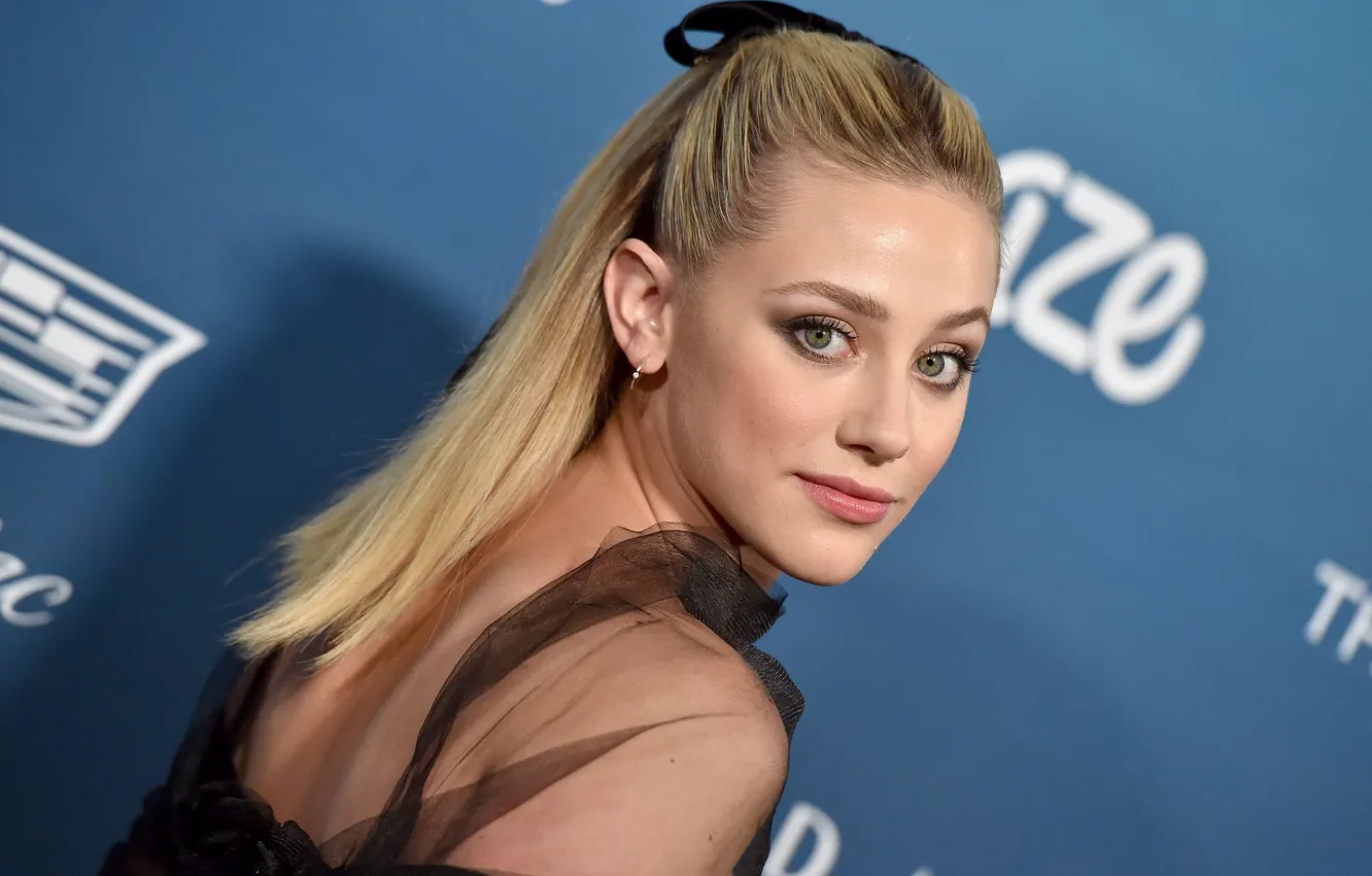 Фото обои взгляд, актриса, блондинка, знаменитость, Lili Reinhart