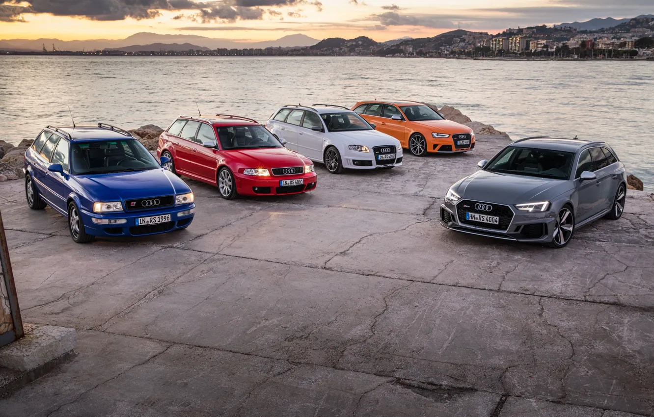Фото обои Audi, универсал, RS4, Avant, RS2