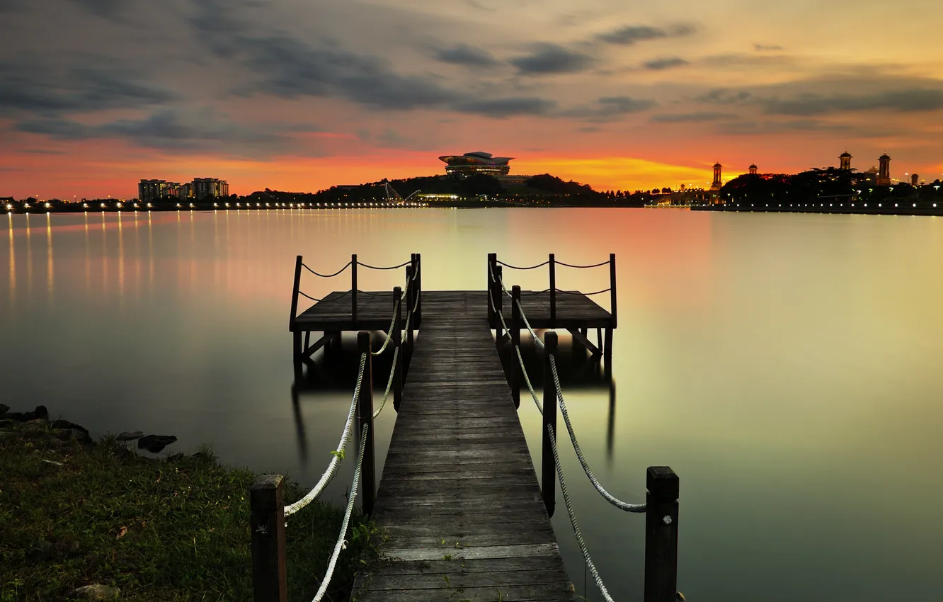 Фото обои закат, город, огни, спокойствие, пристань, залив, Малайзия, Путраджайе