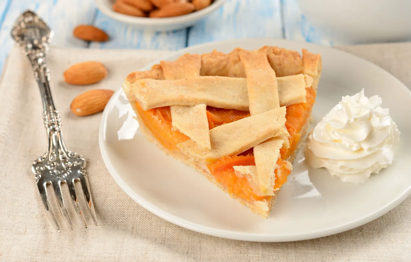 Фото обои еда, сливки, тарелка, пирог, вилка, абрикос, десерт, выпечка