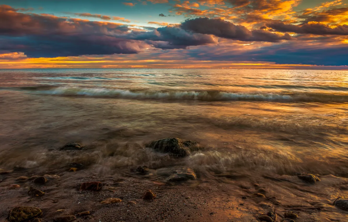 Фото обои волны, небо, облака, озеро, Канада, Ontario, Ajax Waterfront