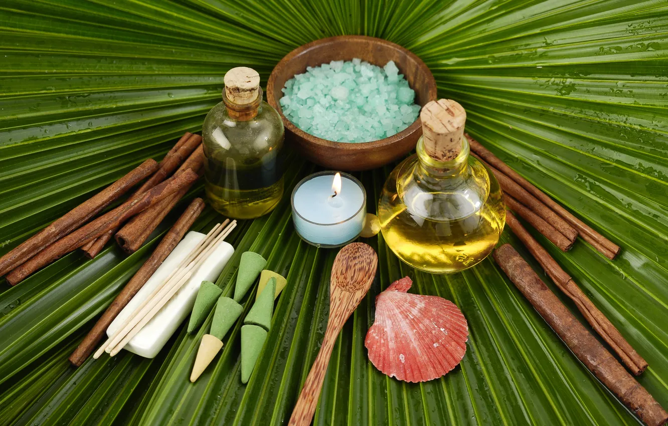 Фото обои масло, свеча, корица, candle, cinnamon, морская соль, sea salt, лист пальмы