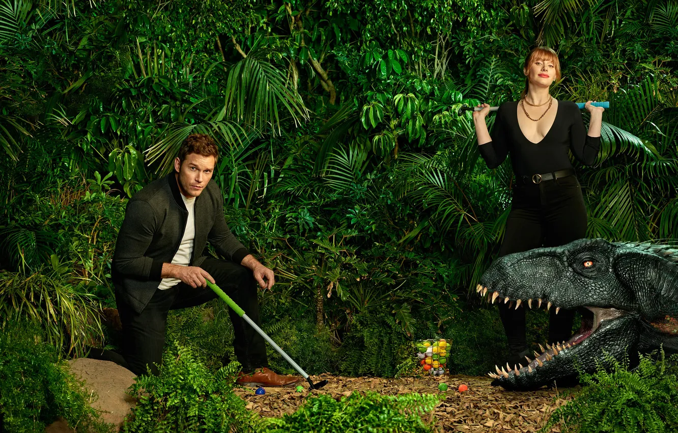 Фото обои динозавр, джунгли, актер, фотосессия, Chris Pratt, Bryce Dallas Howard, Крис Пратт, Брайс Даллас Ховард